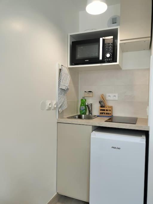 Apartamento Studio Paris Sud A Cote Du Metro Villejuif Exterior foto