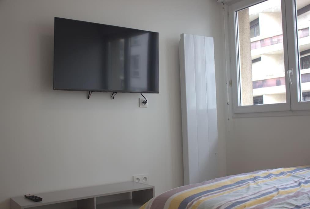 Apartamento Studio Paris Sud A Cote Du Metro Villejuif Exterior foto